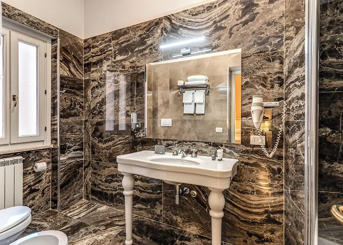 Relais Fontana Di Trevi 3* Рим