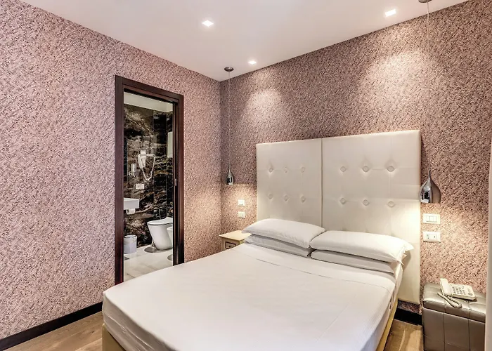 Relais Fontana Di Trevi Otel 3*