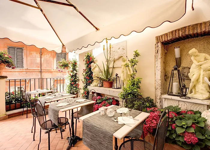 Otel Relais Fontana Di Trevi